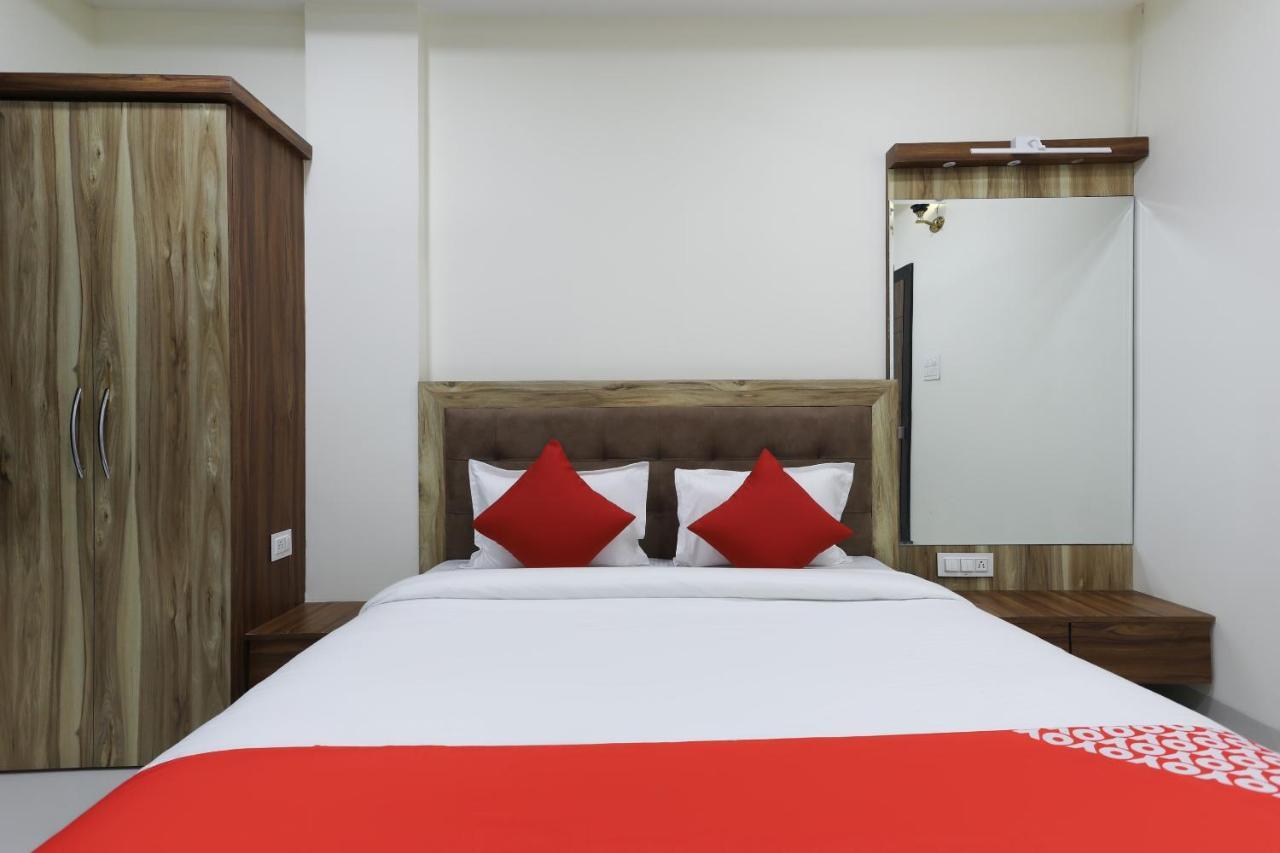 Hotel Oyo 60577 Sukhmani Residency Indore Exterior foto