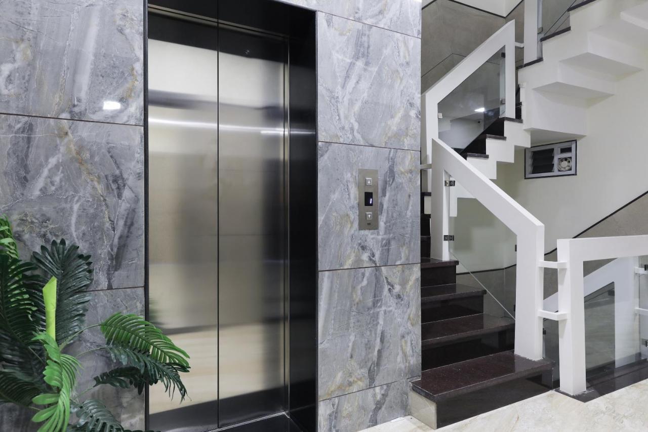 Hotel Oyo 60577 Sukhmani Residency Indore Exterior foto
